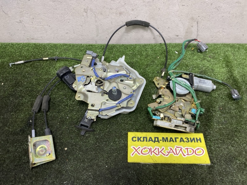 Замок дверной Honda Stepwgn RF5 K20A 06.2003 задний левый (б/у)