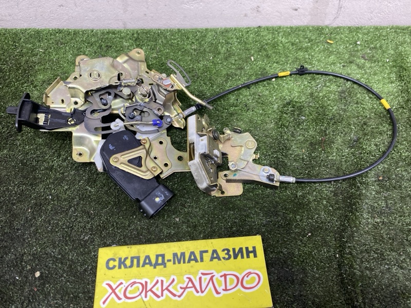 Замок дверной Honda Stepwgn RF3 K20A 04.2001 задний левый (б/у)