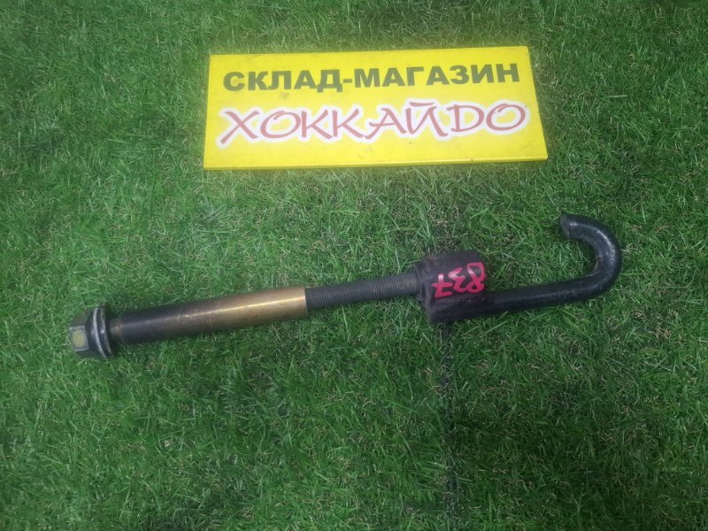 Кронштейн запасного колеса Mitsubishi Lancer CS2V 4G15 12.2002 (б/у)