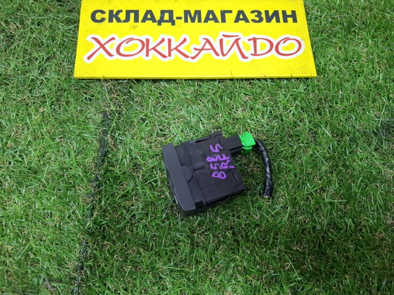 Кнопки в салон Honda Stepwgn RF5 K20A 06.2003 (б/у)