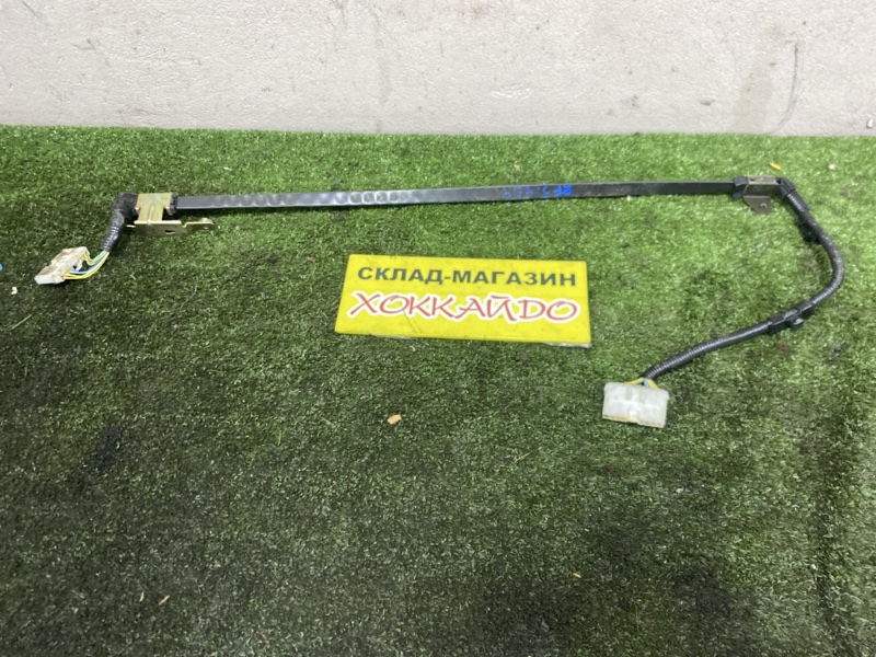 Электропроводка Honda Stepwgn RF5 K20A 06.2003 задняя левая (б/у)
