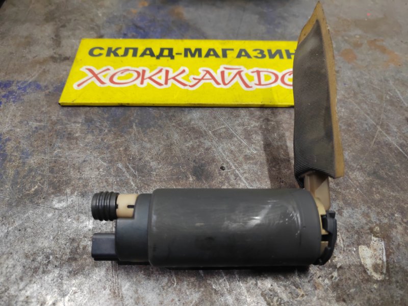 Насос топливный Toyota Camry SV40 4S-FE 05.1996 (б/у)