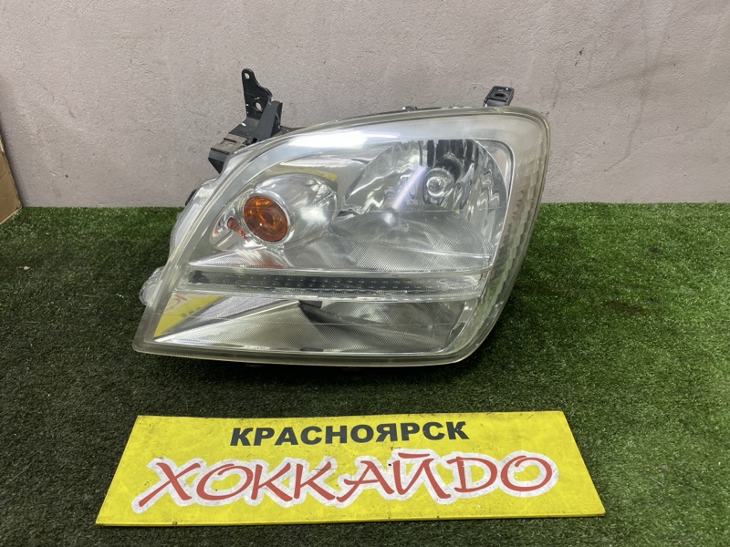 Фара Mitsubishi Dion CR6W 4G94 05.2002 левая (б/у)