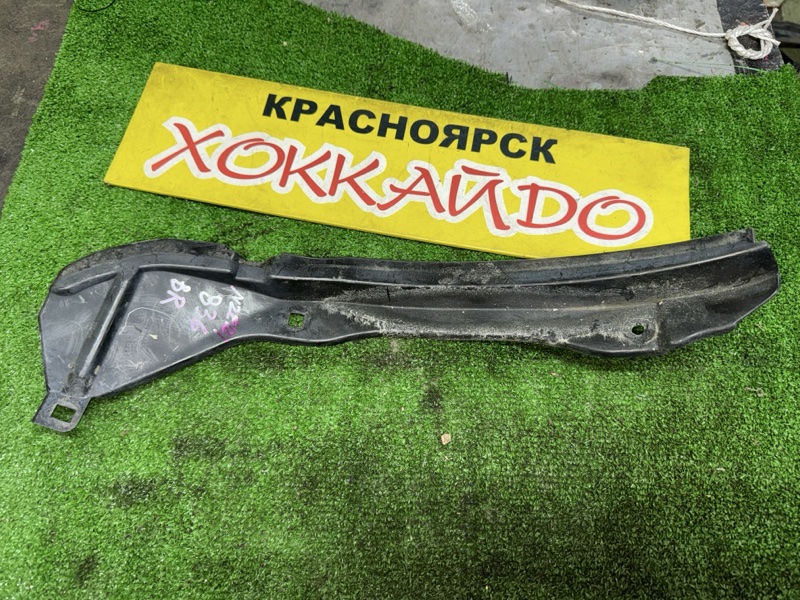 Подкрылок Toyota Corolla Spacio NZE121N 1NZ-FE 05.2001 задний правый (б/у)