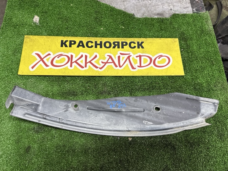 Подкрылок Nissan Primera WTP12 QR20DE 07.2003 задний правый (б/у)