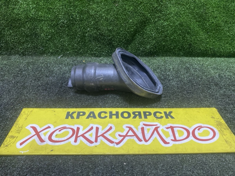 Пыльник рулевой колонки Toyota Wish ZNE10G 1ZZ-FE 09.2005 (б/у)