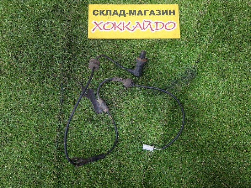 Датчик ABS Toyota Noah ZRR85W 3ZR-FAE 01.2014 задний правый (б/у)