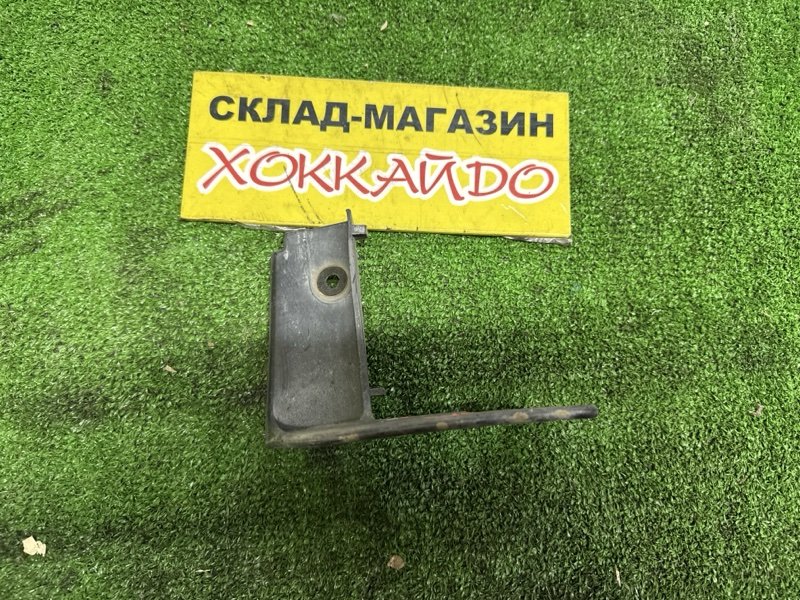 Брызговики Toyota Wish ANE10G 1AZ-FSE 09.2005 задние левые (б/у)