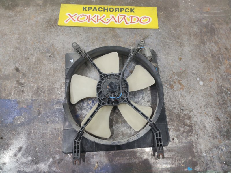 Вентилятор радиатора двигателя Honda Stepwgn RF1 B20B 05.1996 правый (б/у)