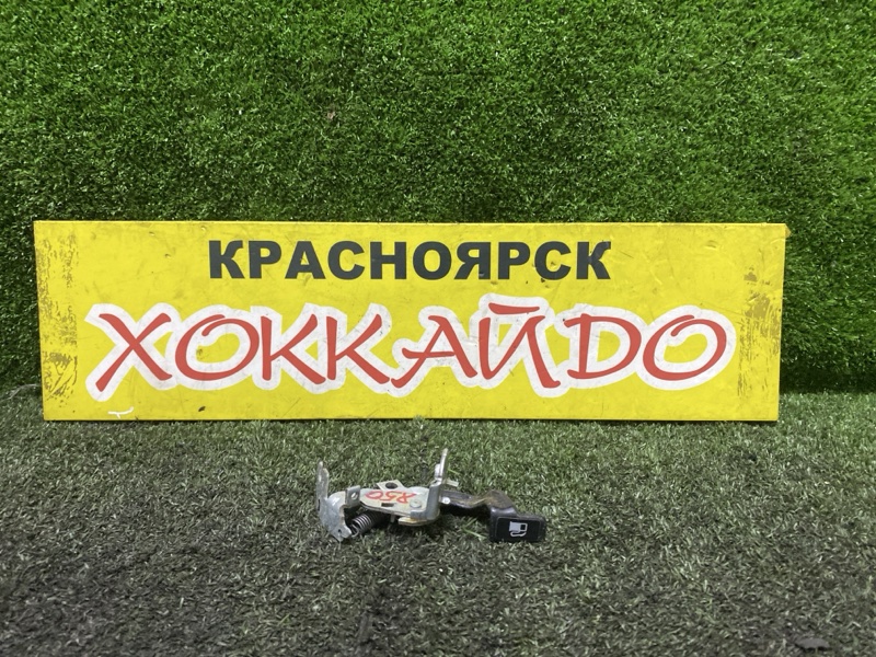 Ручка открывания бензобака Toyota Wish ANE10G 1AZ-FSE 09.2005 (б/у)
