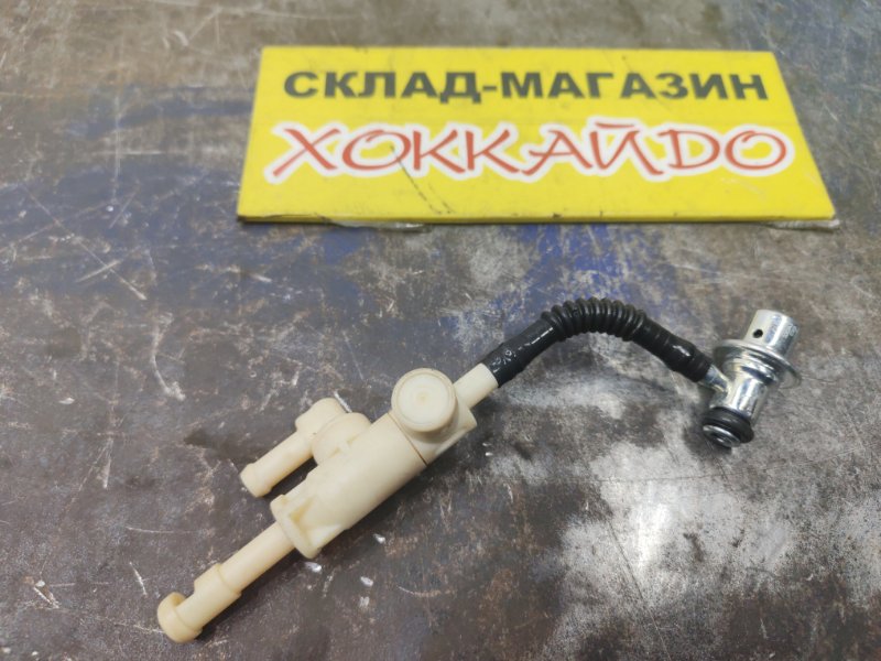 Клапан давления топлива Toyota Premio ZZT245 1ZZ-FE 12.2001 (б/у)