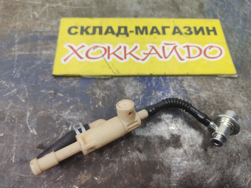 Клапан давления топлива Toyota Allion ZZT245 1ZZ-FE 12.2001 (б/у)