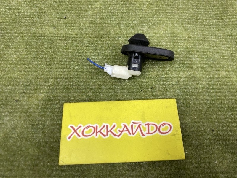 Датчик открытия двери; Концевик двери Mazda Premacy CREW LF-VE 02.2005 задний (б/у)
