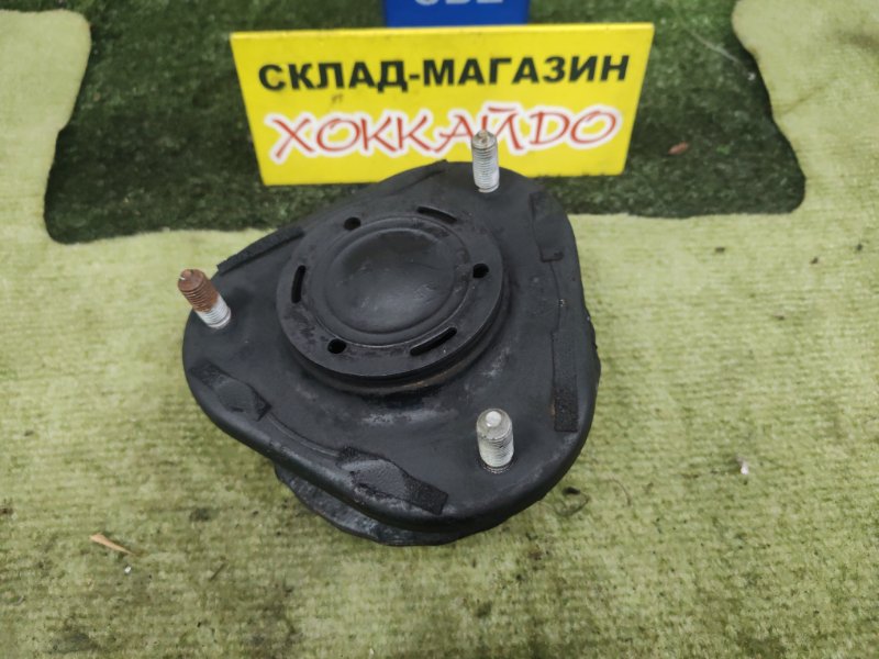 Опора стойки Toyota Isis ZGM10G 2ZR-FAE 2012 передняя (б/у)