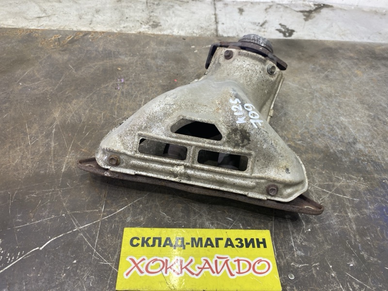 Коллектор выпускной Toyota Funcargo NCP20 2NZ-FE 08.1999 (б/у)