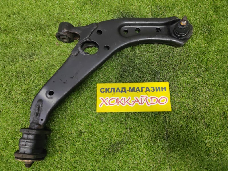 Рычаг подвески нижний Honda Stepwgn RF3 K20A 04.2001 передний правый (б/у)