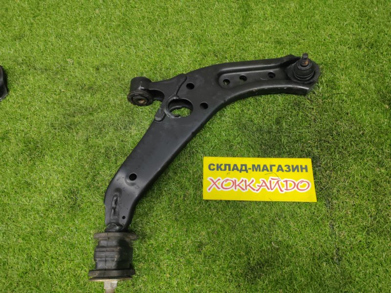 Рычаг подвески нижний Honda Stepwgn RF4 K20A 06.2003 передний правый (б/у)