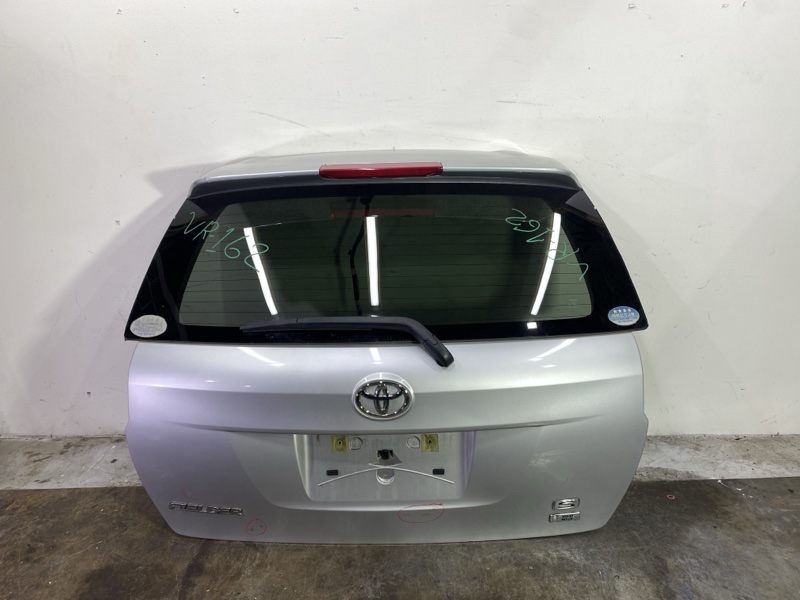Дверь задняя багажника Toyota Corolla Fielder ZRE162G 2ZR-FAE 05.2012 (б/у)