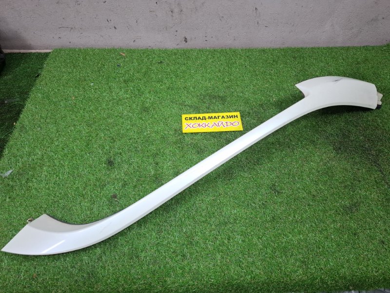 Молдинг лобового стекла Honda Stepwgn RF5 K20A 06.2003 передний левый (б/у)
