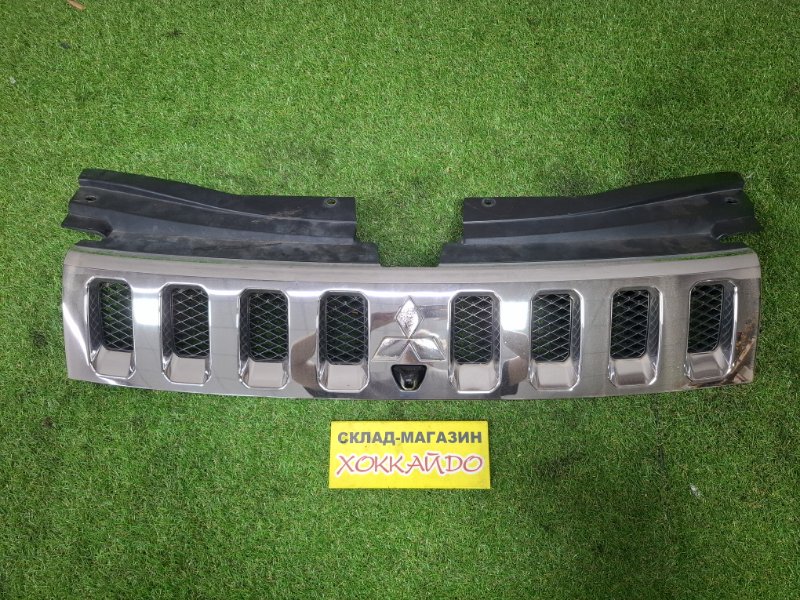 Решетка радиатора Mitsubishi Delica D:5 CV5W 4B12 01.2007 (б/у)