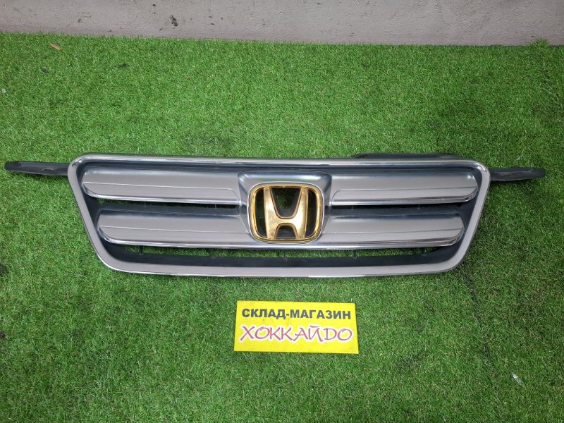 Решетка радиатора Honda CR-V RD6 K24A 09.2004 (б/у)