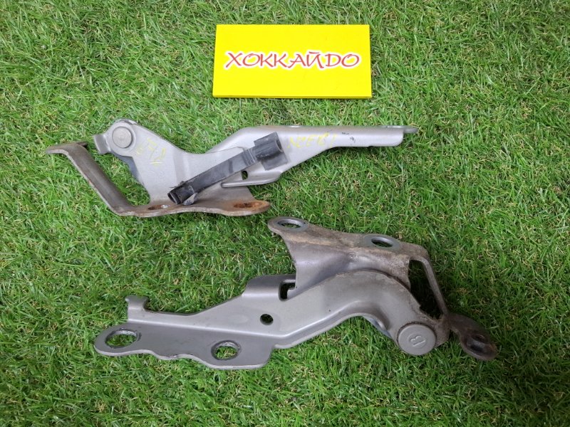 Петля капота Toyota Corolla Fielder NZE121G 1NZ-FE 09.2002 (б/у)
