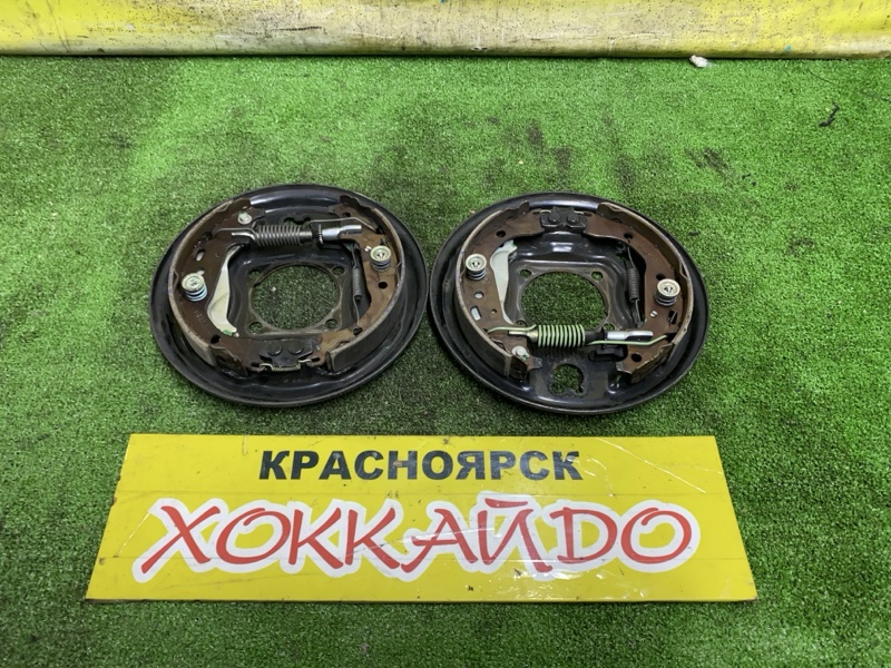 Колодки тормозные Toyota Premio NZT240 1NZ-FE 12.2004 задние (б/у)