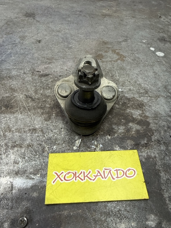 Шаровая Toyota Wish ZGE20G 2ZR-FAE 04.2009 передняя левая (б/у)
