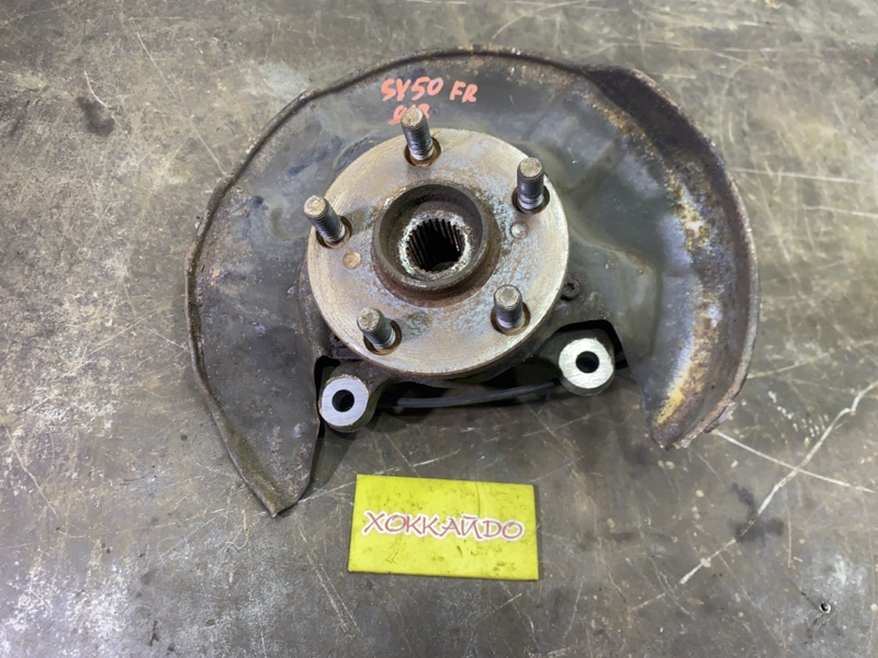 Ступица Toyota Vista Ardeo SV50G 3S-FSE 04.2000 передняя правая (б/у)