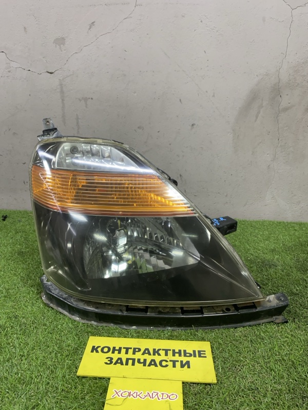 Фара Honda Stream RN3 K20A 10.2000 правая (б/у)