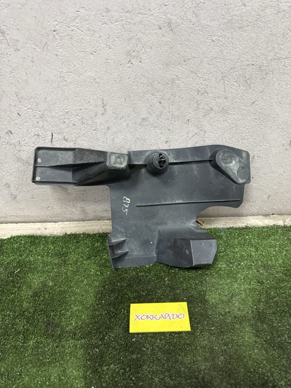 Защита кузова Mazda Axela BKEP LF-DE 06.2006 правая (б/у)