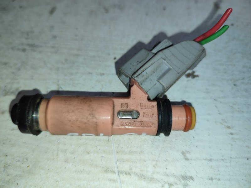 Форсунка топливная RX300 2005 MCU30 1MZFE