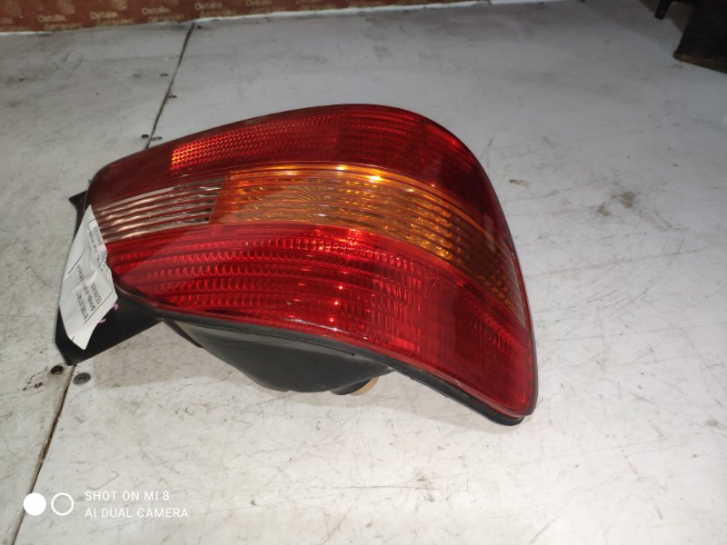 Фонарь задний левый toyota Aristo JZS160 Фонарь задний левый toyota Aristo JZS160