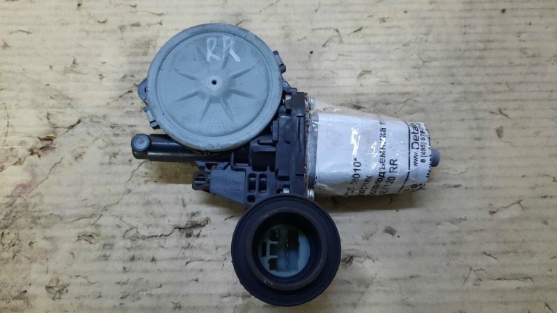 Моторчик стеклоподъемника задний правый toyota mark x 85720-58010 Б/У