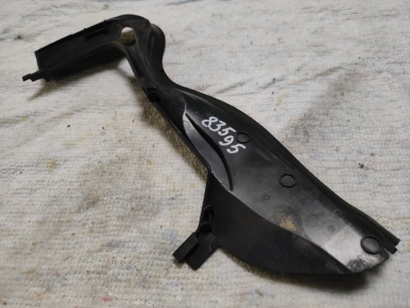 Накладка под дворники передняя правая C4 2011 B7 EP6CDT Накладка под дворники передняя правая C4 2011 B7 EP6CDT