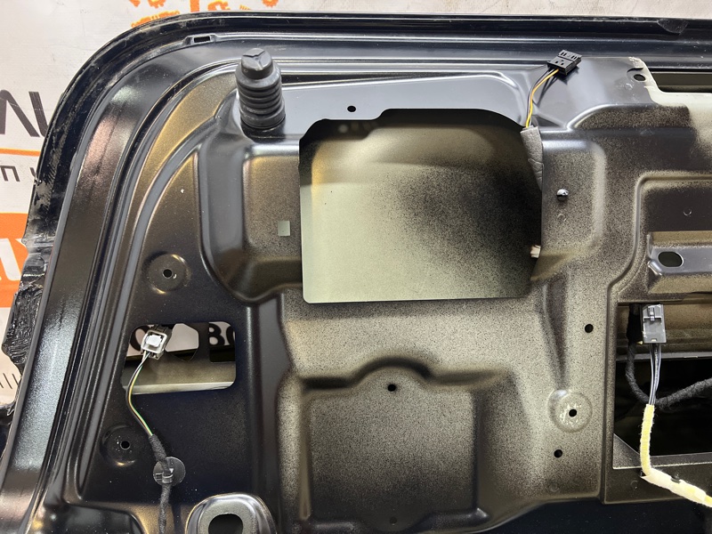 Крышка багажника XE 2015 X760 204DTD