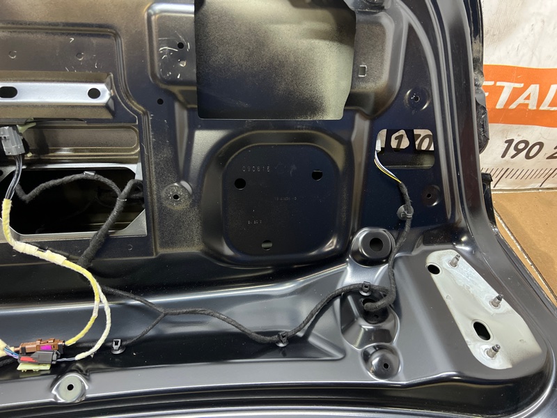 Крышка багажника XE 2015 X760 204DTD