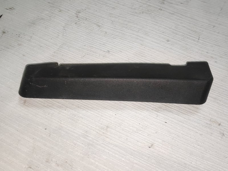 Накладка крышки багажника задняя правая XE 2015 X760 204DTD Накладка крышки багажника задняя правая XE 2015 X760 204DTD