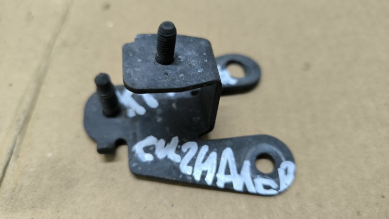 Кронштейн XF 2014 X250 306DT(AJTDV6) Кронштейн XF 2014 X250 306DT(AJTDV6)