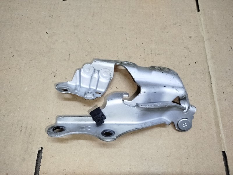 Петля капота передняя левая GS450H 2008 GWS191 2GRFSE Петля капота передняя левая GS450H 2008 GWS191 2GRFSE