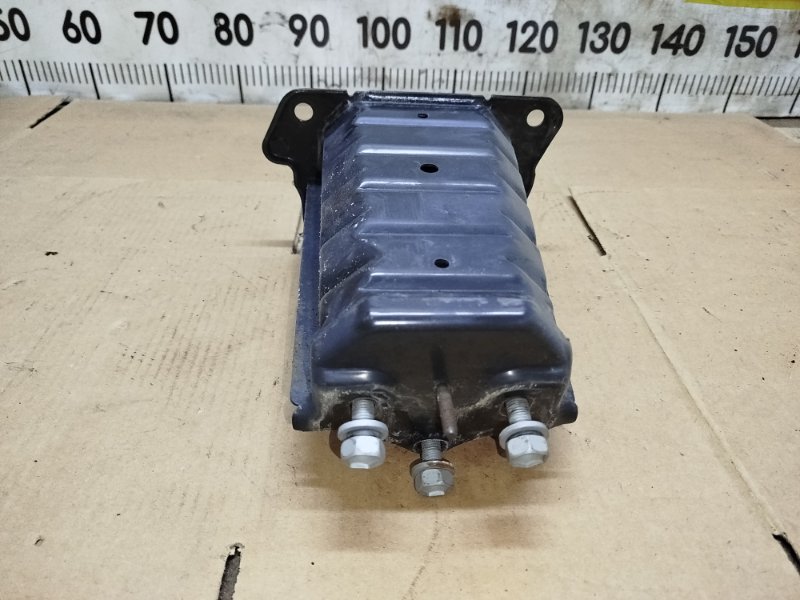 Кронштейн усилителя передний правый lexus GS450H GWS191 2GRFSE