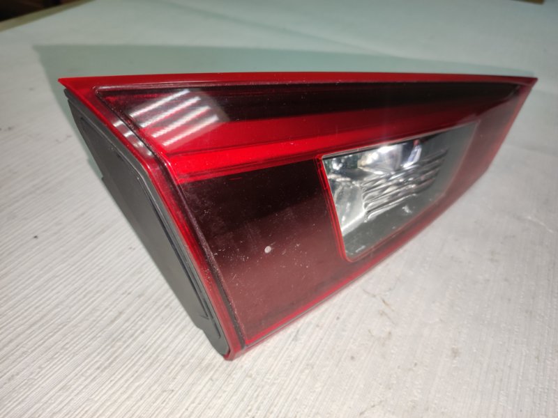 Фонарь задний левый Axela 2017 BM Фонарь задний левый Axela 2017 BM