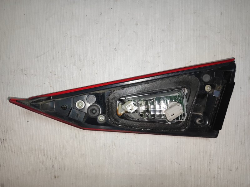 Фонарь задний левый Axela 2017 BM Фонарь задний левый Axela 2017 BM