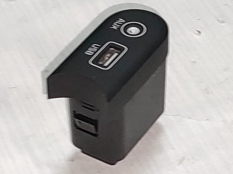 Разъем USB Ceed 2016 JD G4LC