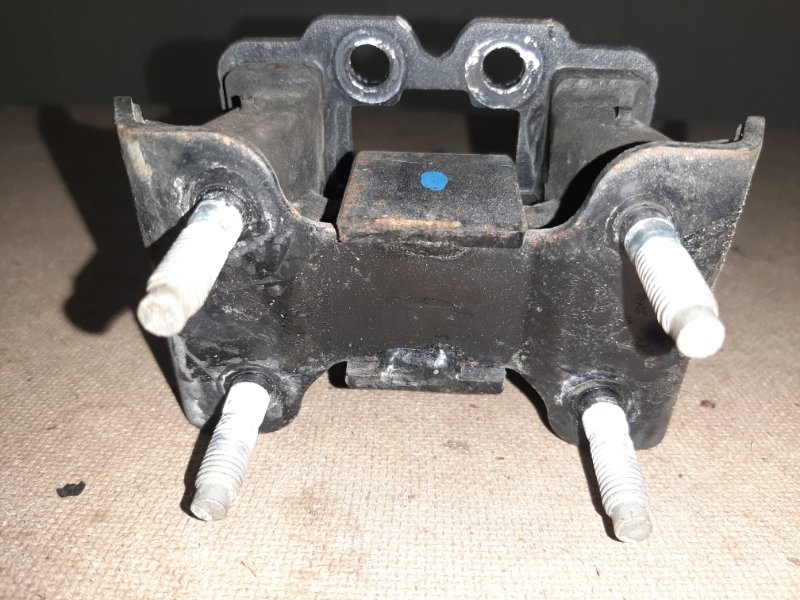 Подушка коробки задняя mark x 2007 GRX120 4GRFSE Подушка коробки задняя mark x 2007 GRX120 4GRFSE