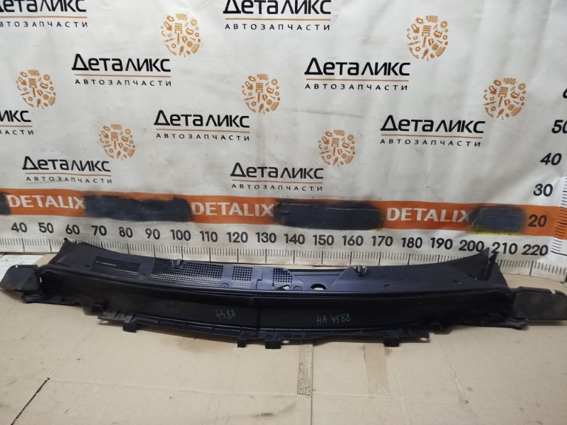 Накладка под дворники Mazda CX-9 2017 TC TK48-50-7R0C Б/У