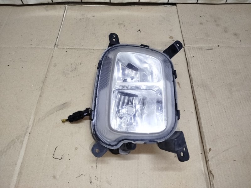 Противотуманка передняя правая Kia Kia Sorento 2013 XM D4HB 2.2 crdi 92202-2P610 Б/У