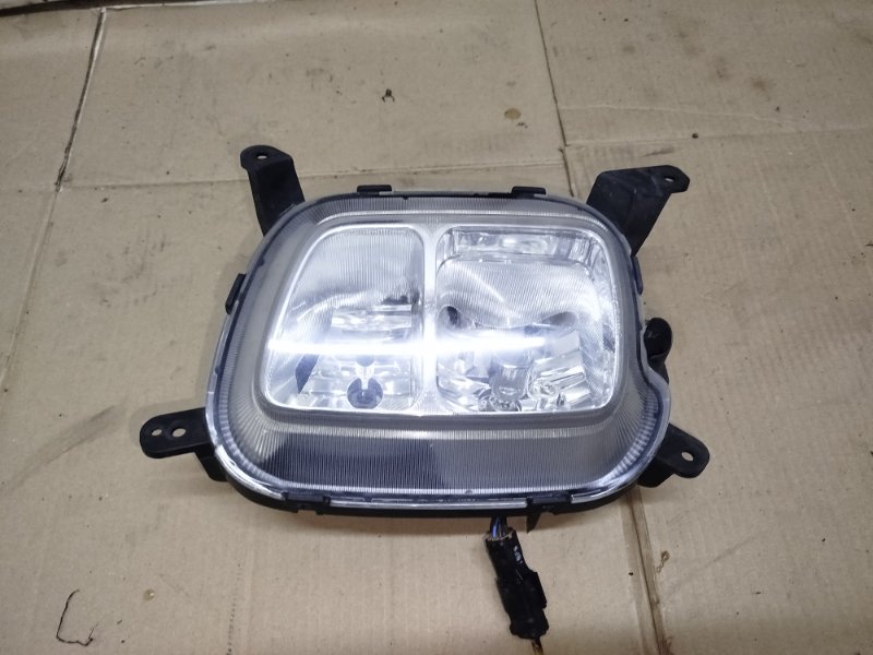 Противотуманка передняя правая Kia Sorento 2013 XM D4HB 2.2 crdi