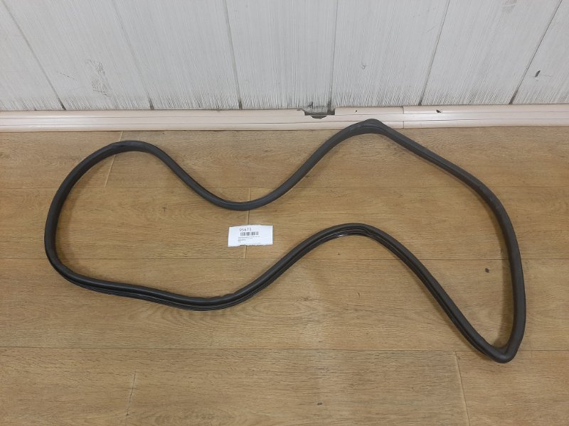 Уплотнитель дверного проема задний левый Mazda Mazda 3 2010 BL LF BBM4-68-913C Б/У