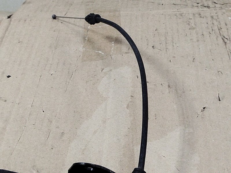 Замок капота Nissan Teana J32 VQ25DE Замок капота Nissan Teana J32 VQ25DE